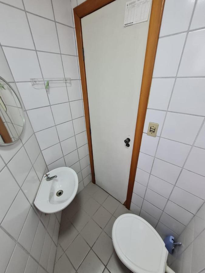 Apt Encantador Centro Guarapari, Completo, 50 M Da Praia Eksteriør bilde